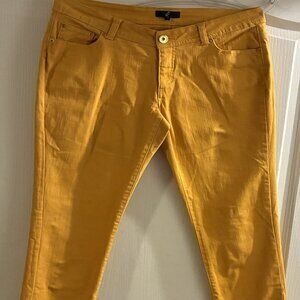 g:21Size 11 Yellow Women Jeans